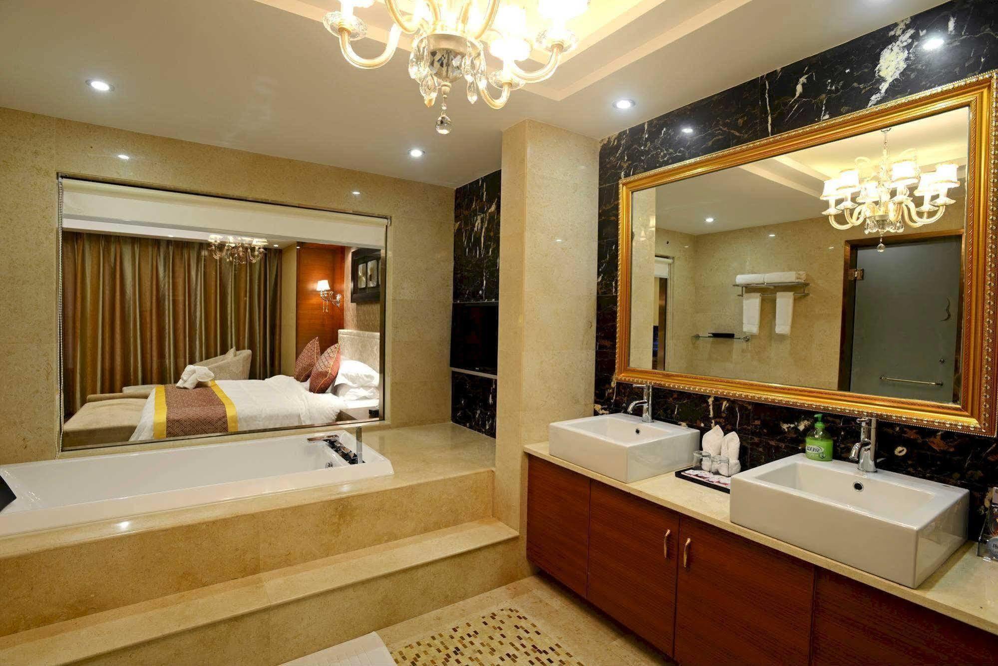 Wenhua Herton Hotel Qionghai Esterno foto