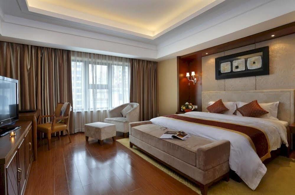 Wenhua Herton Hotel Qionghai Esterno foto